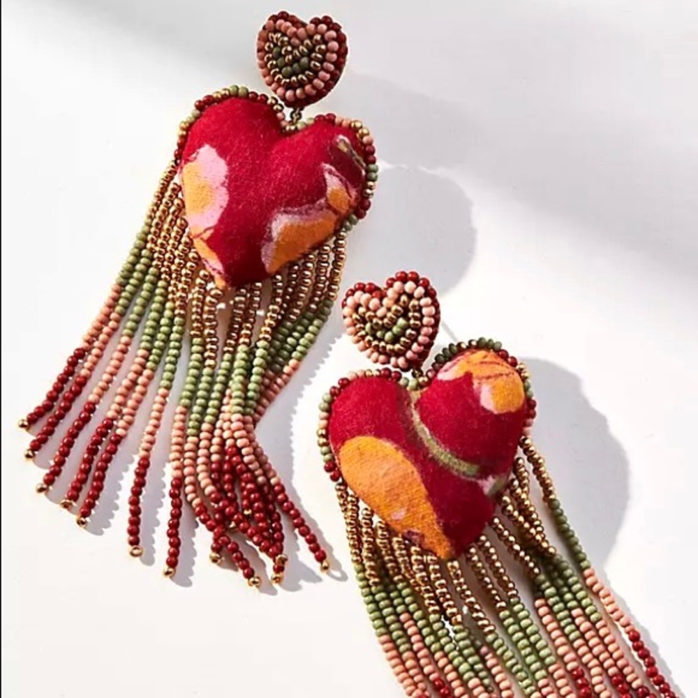 🌺🎉HP🎉🌺 NWT Anthropologie Deepa Beaded Heart Fringe Chandeliers - Picture 12 of 16